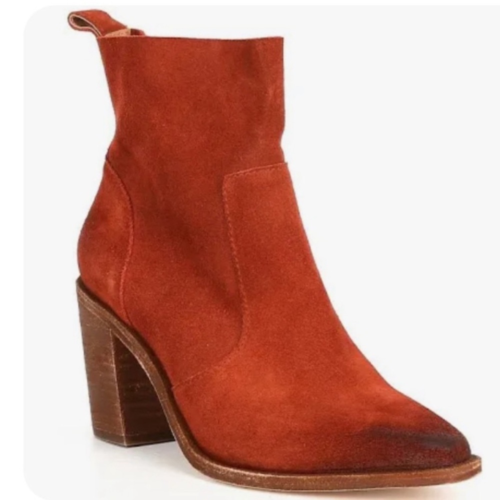 Antonio Melani Bishop Suede Western Booties Women’s Foxtail Brown size 9M